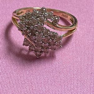 10k Yellow Gold 1 carat diamond ring